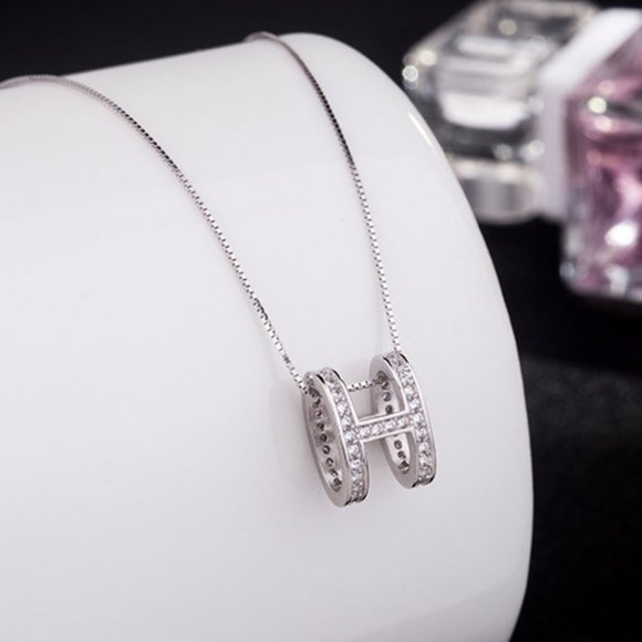 *925 Sterling Silver Diamond H Letter Necklace B - Picture 3 of 4